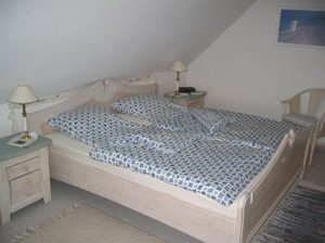 Ferienhaus Friesenlandhaus Norddeich Schlafzimmer Ferienhaus A